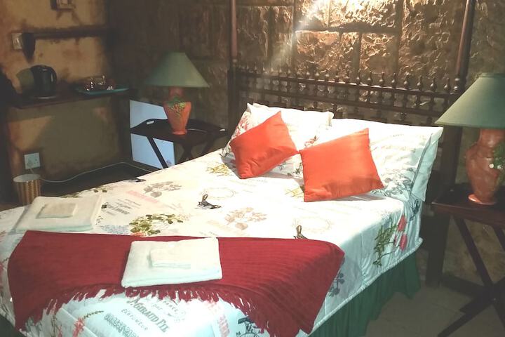 Room 13 of 23