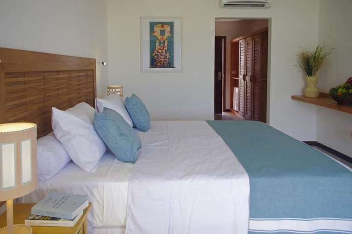 Room 9 of 53
