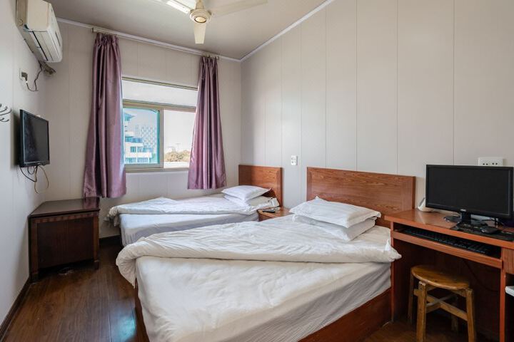 Houtingzi Hotel