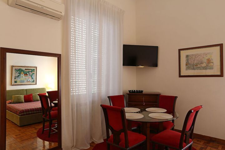 Dining Photos