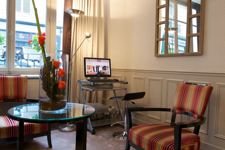 Hotel Interior 9 of 47