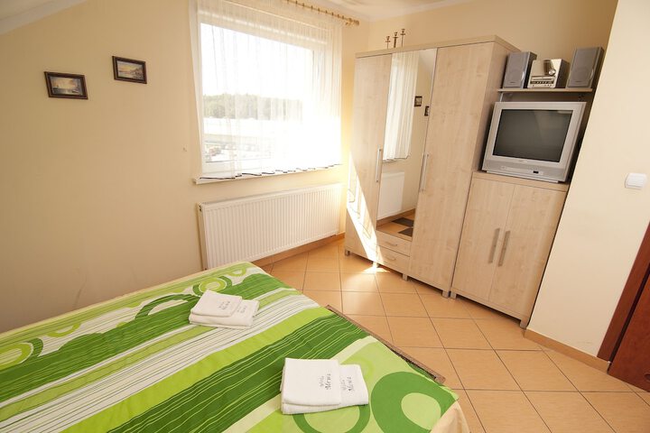 Room 5 of 36