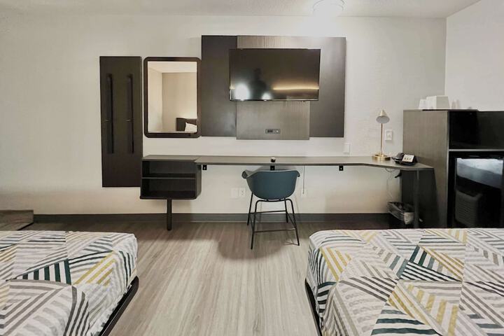 Room 19 of 48