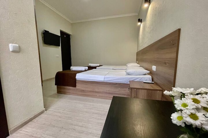 Room 18 of 47