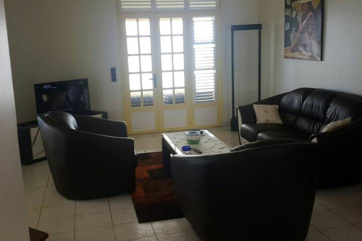 Room 7 of 75