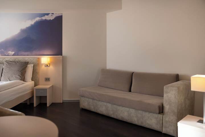 Room 18 of 62