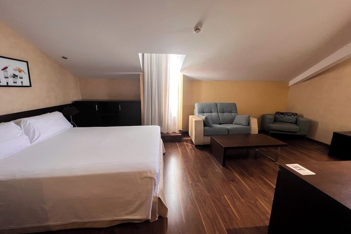 Room 20 of 81