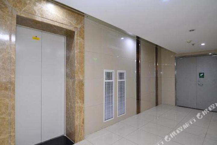 Yishuyuan Hotel