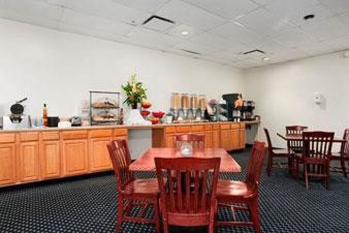 Breakfast/Coffee Service 5 of 16