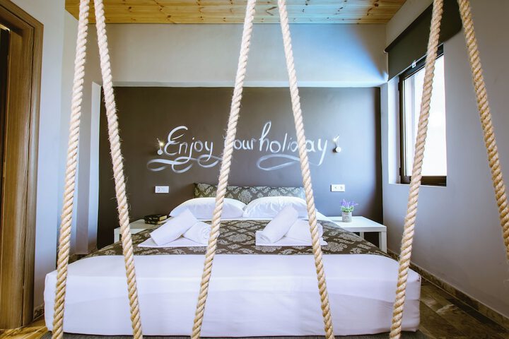 Room 20 of 62