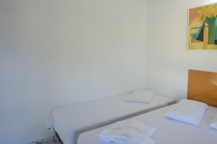 Room 13 of 39