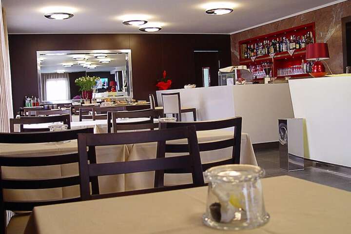 Breakfast/Coffee Service 53 of 71