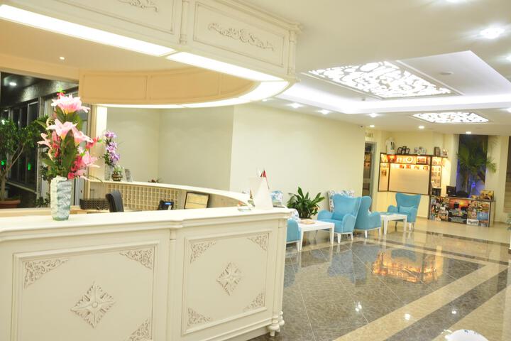 Hotel Interior 19 of 40
