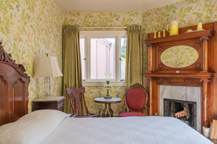 Room 37 of 111