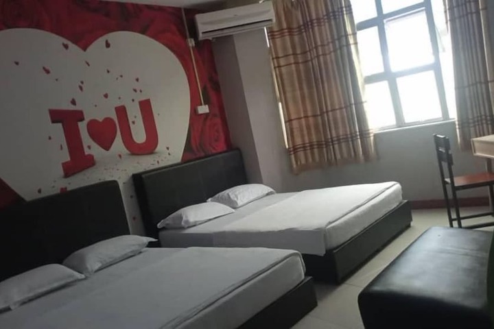 Room 37 of 52
