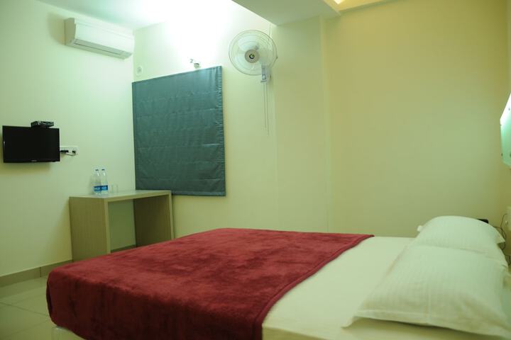 Room 7 of 29