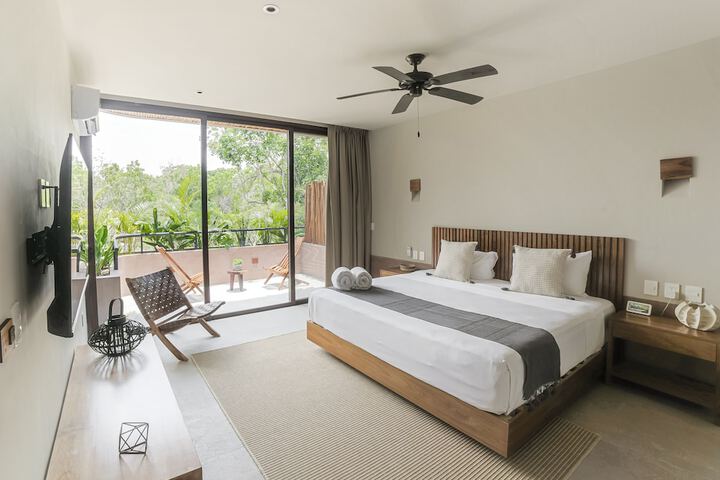 Room 10 of 79