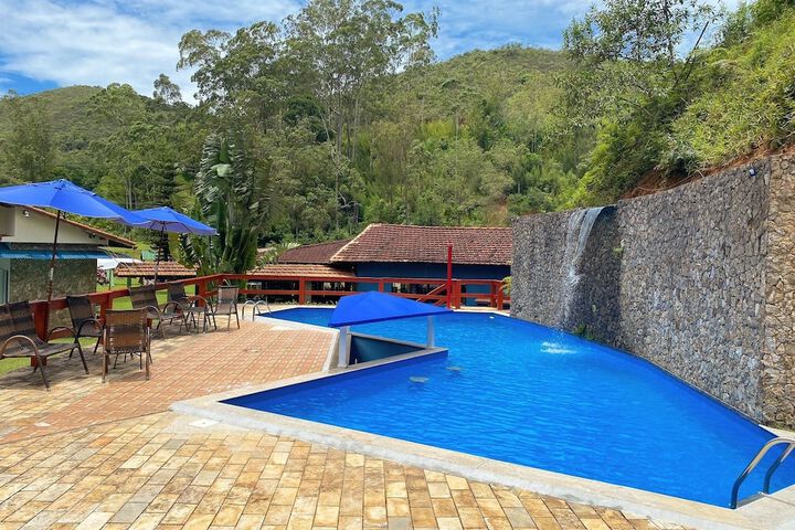 Pool 14 of 26