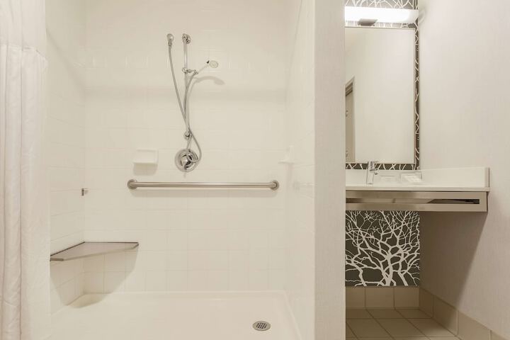 Bathroom shower
