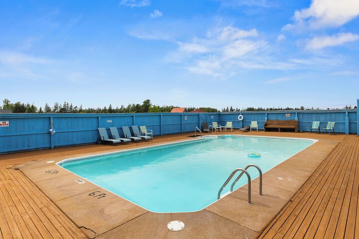 Pool 34 of 78