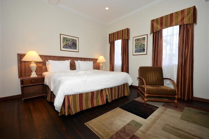 Room 15 of 43