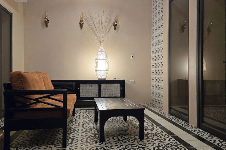 Room 42 of 149