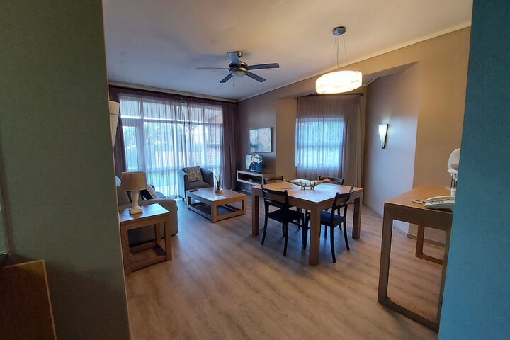 Room 25 of 86