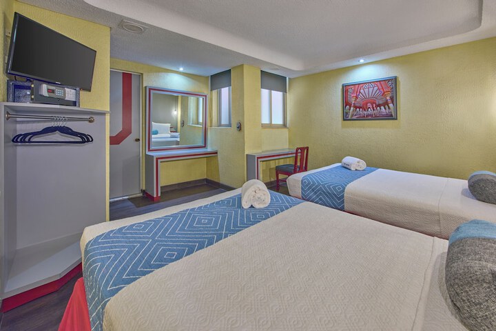 Room 5 of 30