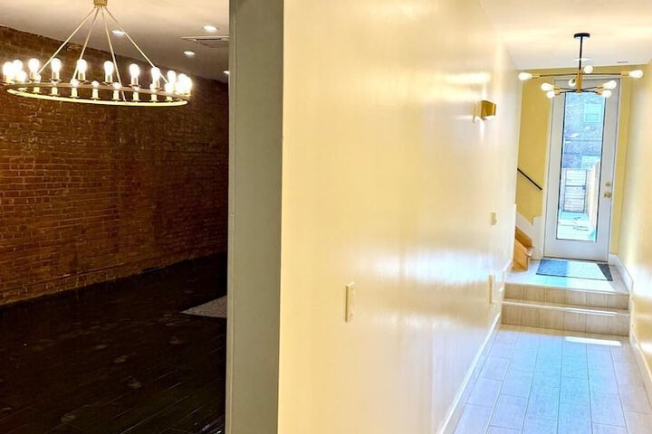 Hotel 2 of 72
