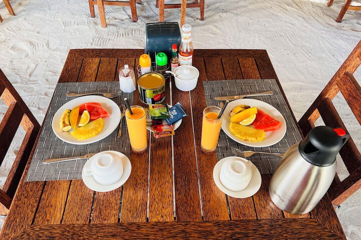 Breakfast/Coffee Service 24 of 41