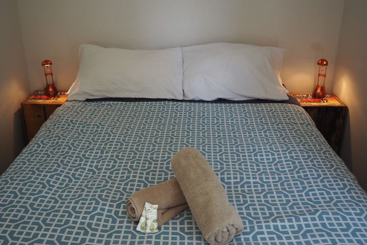 Room 15 of 42