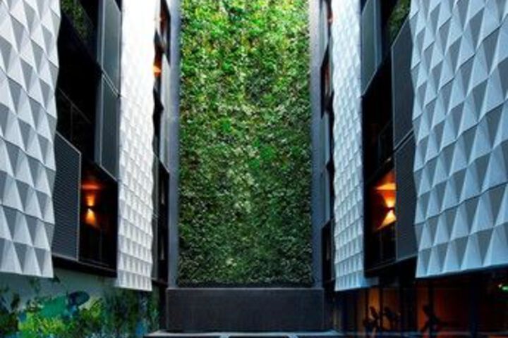 Hotel Exterior 7 of 22