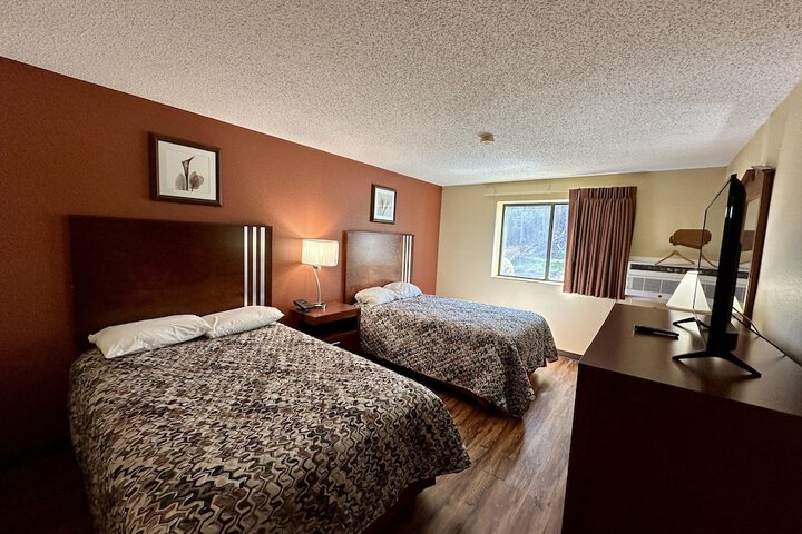 Double Room 2 Queen Beds (2 of 4)