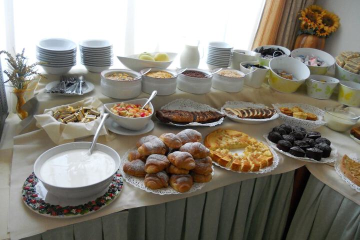 Dining Photos