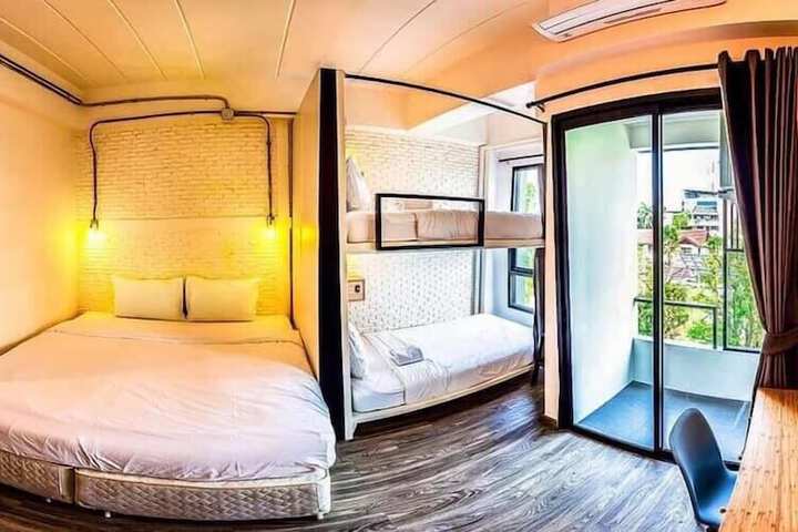 Room 47 of 112
