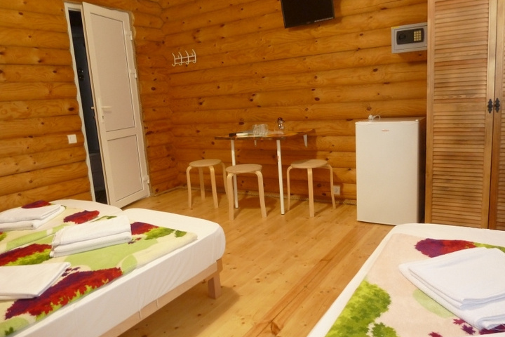 Room 7 of 15