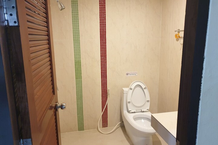 Room 20 of 34