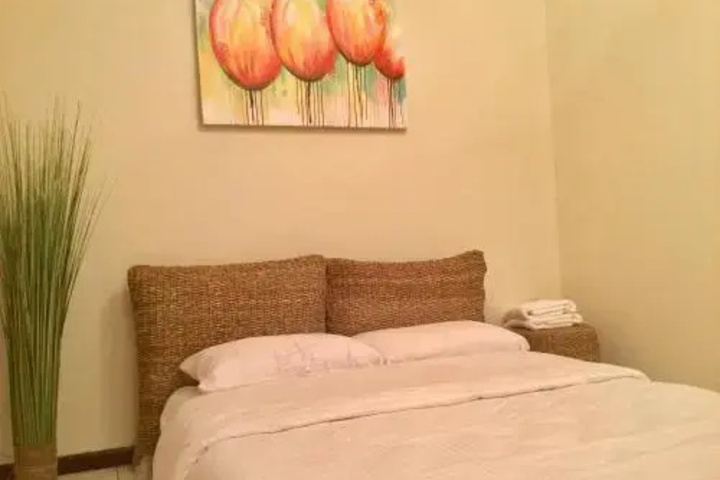 Room 5 of 15