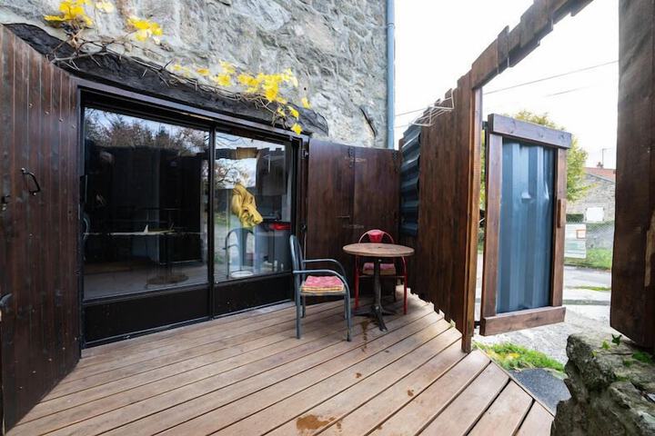 Terrace/Patio 18 of 48