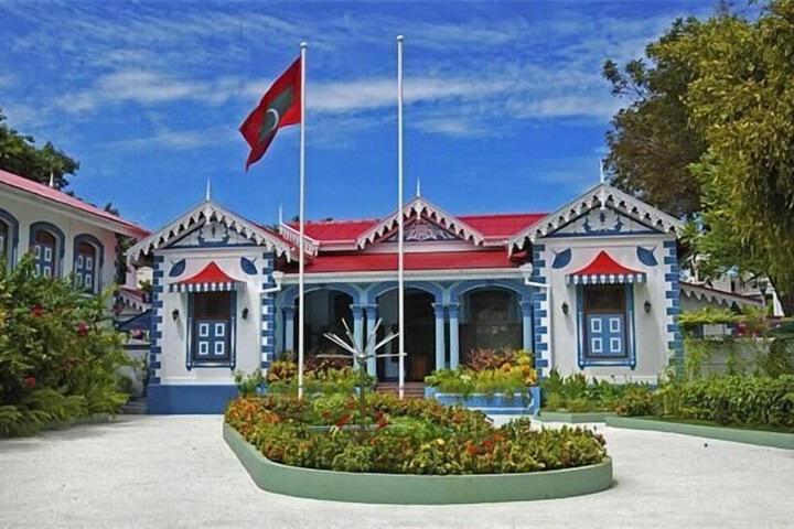 Hotel Entry