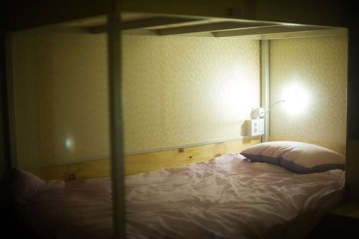 Room 9 of 48
