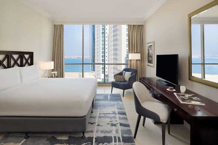 Room 10 of 40