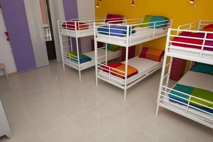 Room 15 of 34