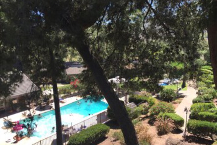 Hotel Exterior 31 of 64