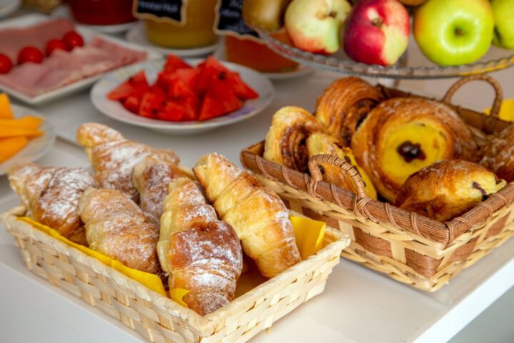 Breakfast meal
