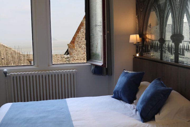 Room 60 of 94