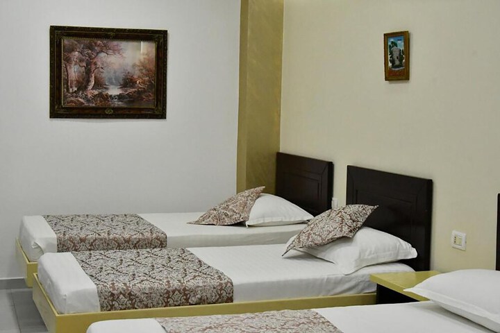 Room 26 of 65