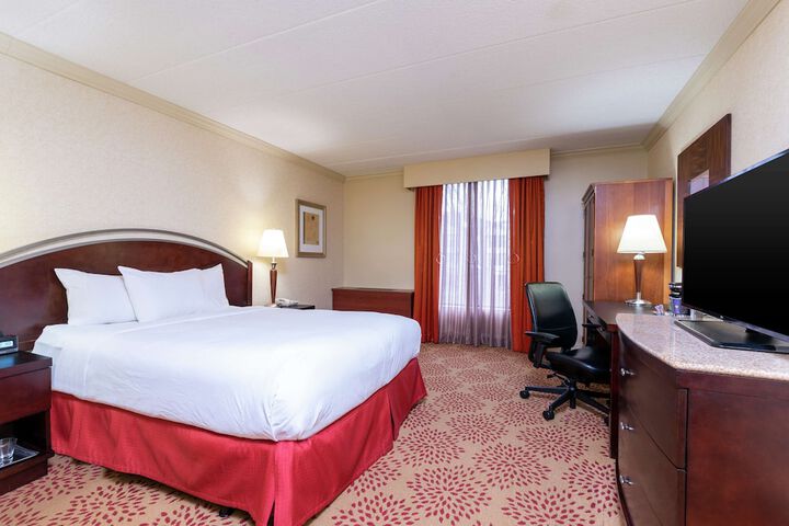 2 Queen Beds (9 of 13)