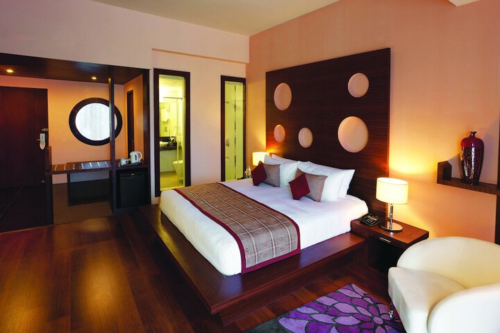 Room 8 of 49