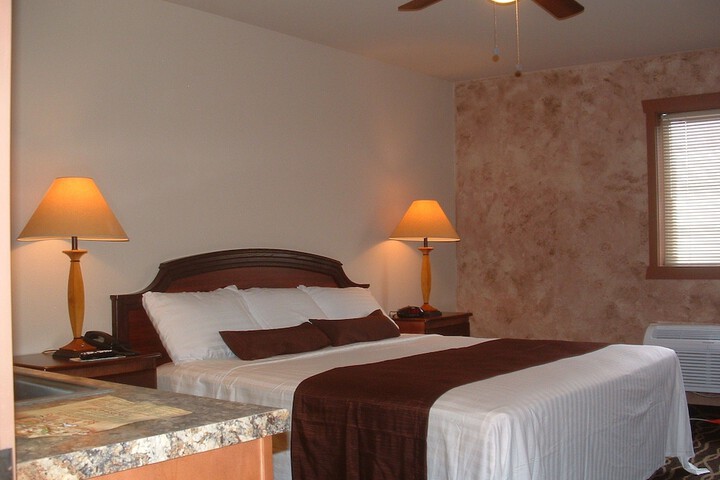 Room 3 of 27